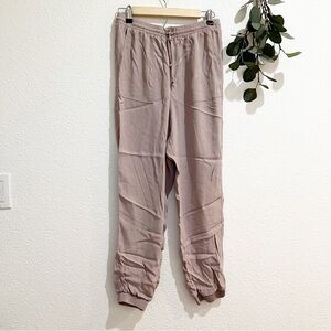 Gentle Fawn- Cairo Joggers in Mushroom- M